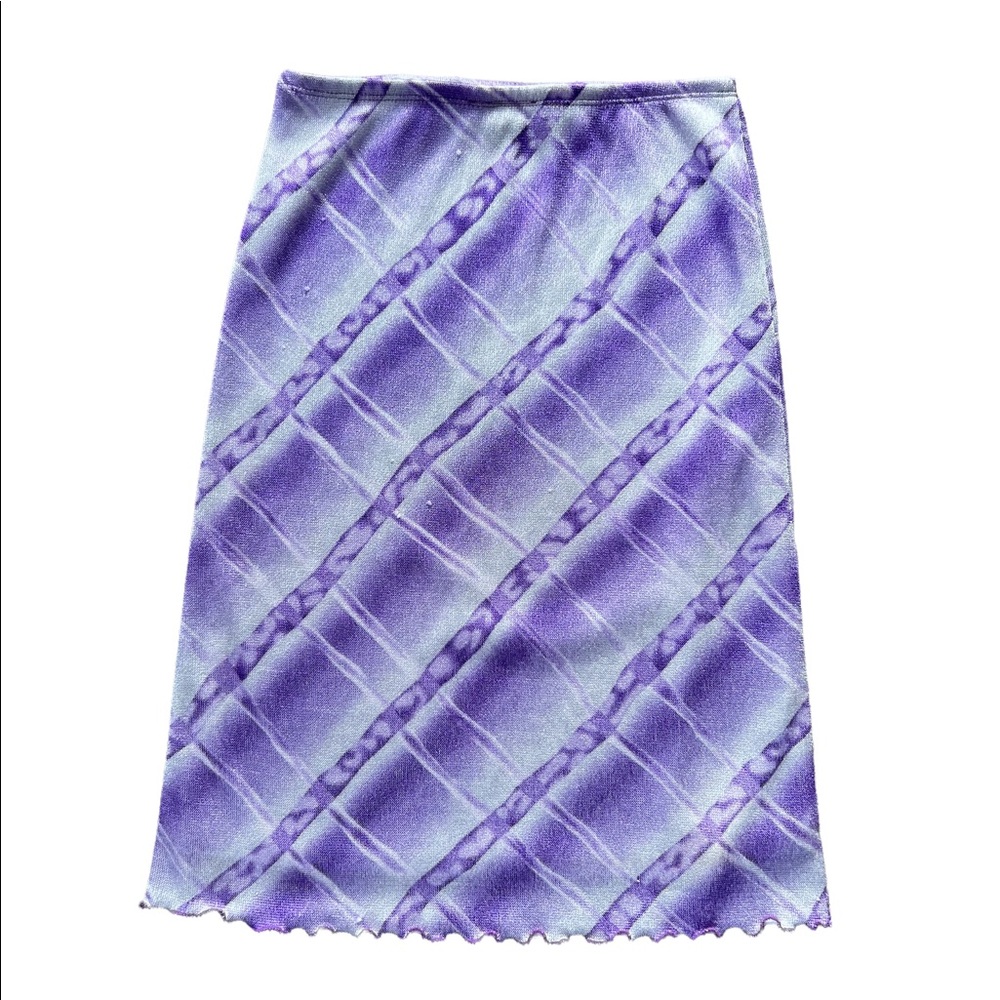 Purple skirt so trendy for the summer